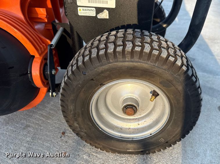 image for item ES5850 Billy Goat F1302H leaf blower