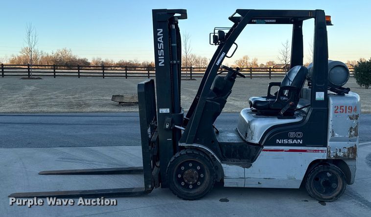 image for item ES5852 Nissan MCUG1F2F30LV forklift