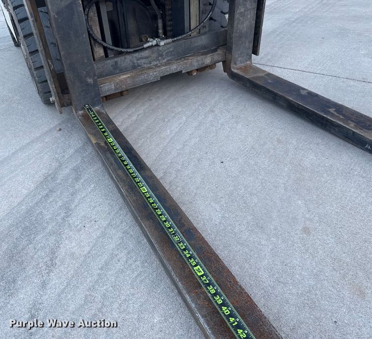 image for item ES5852 Nissan MCUG1F2F30LV forklift