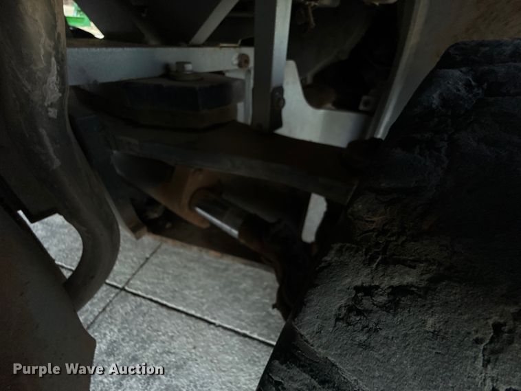 image for item ES5852 Nissan MCUG1F2F30LV forklift