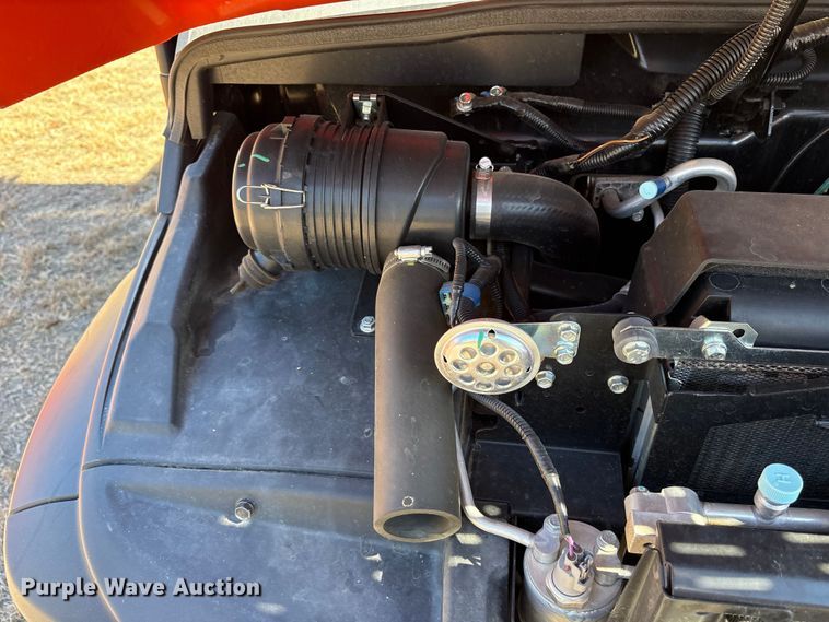 image for item ES8548 2020 Kubota RTV X1100C utility vehicle