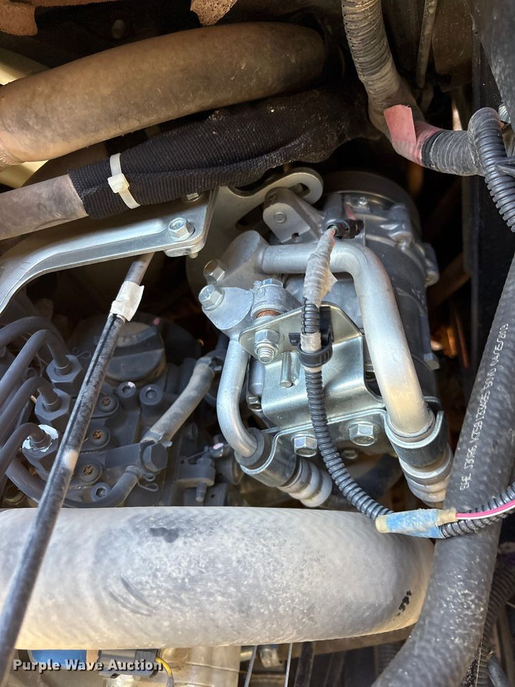 image for item ES8548 2020 Kubota RTV X1100C utility vehicle