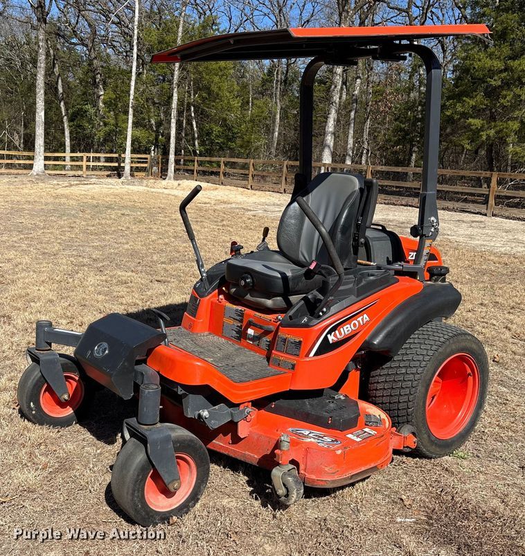 image for item ES8549 2019 Kubota ZD1211 ZTR lawn mower