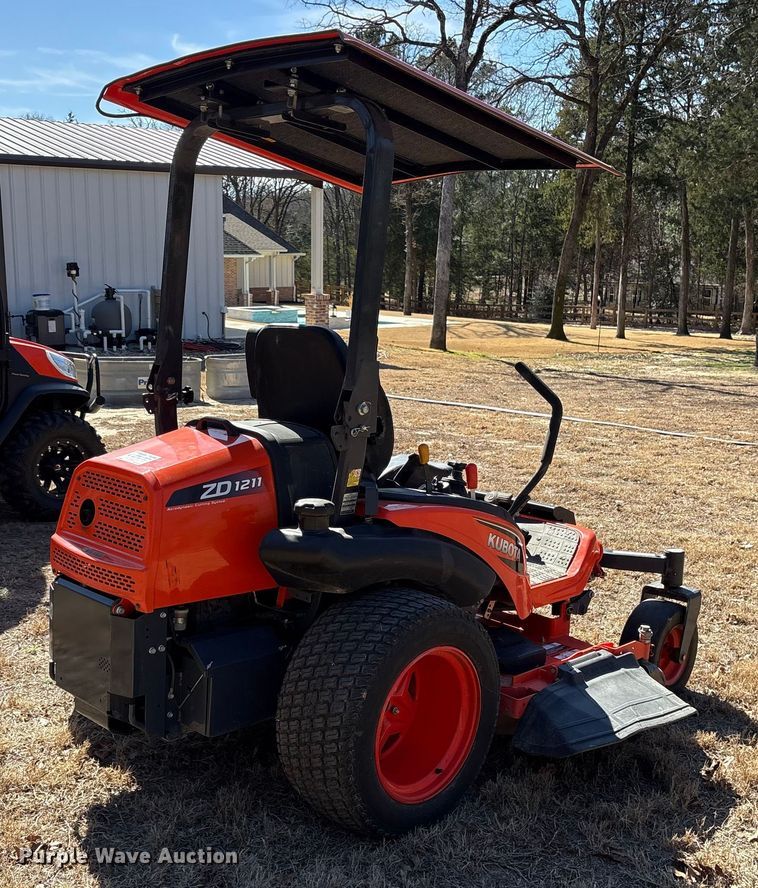 image for item ES8549 2019 Kubota ZD1211 ZTR lawn mower