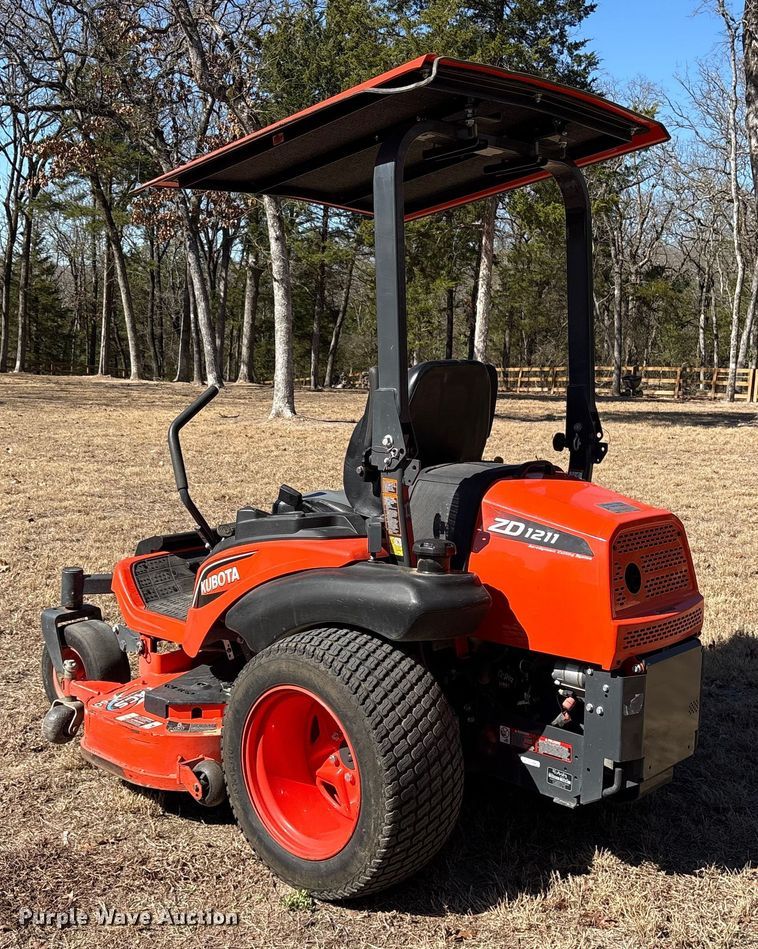 image for item ES8549 2019 Kubota ZD1211 ZTR lawn mower