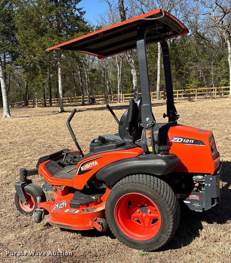 image for item ES8549 2019 Kubota ZD1211 ZTR lawn mower