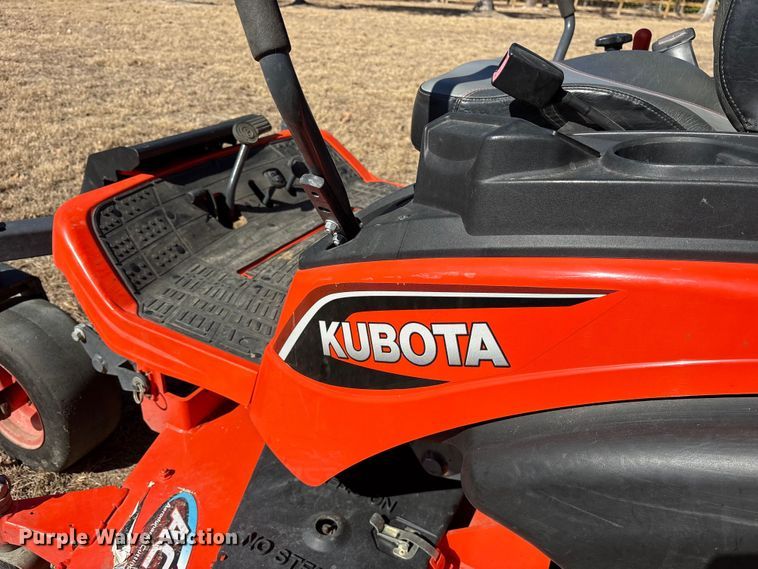 image for item ES8549 2019 Kubota ZD1211 ZTR lawn mower