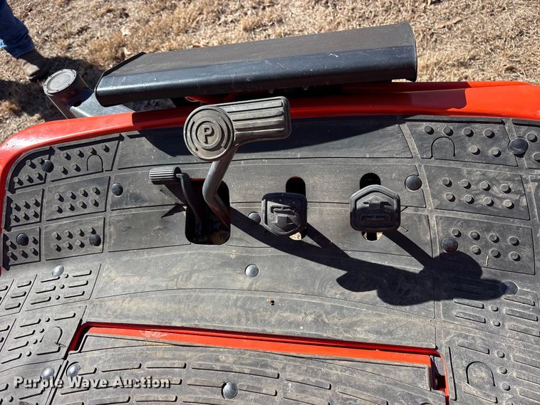 image for item ES8549 2019 Kubota ZD1211 ZTR lawn mower