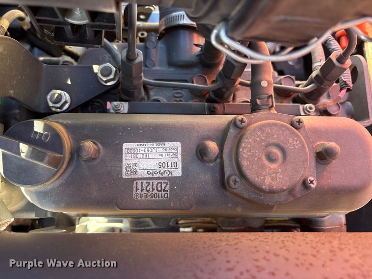 image for item ES8549 2019 Kubota ZD1211 ZTR lawn mower