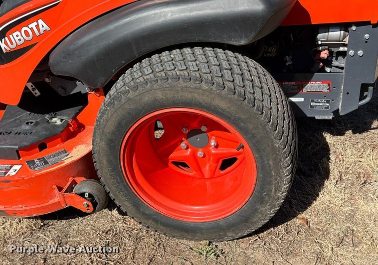 image for item ES8549 2019 Kubota ZD1211 ZTR lawn mower