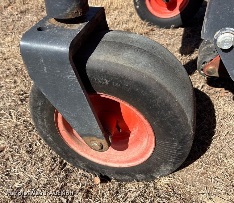 image for item ES8549 2019 Kubota ZD1211 ZTR lawn mower