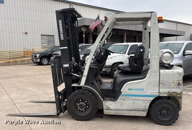 image for item ES8550 2017 UniCarriers PF50 forklift