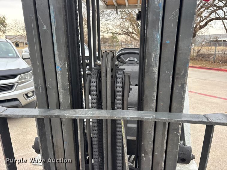 image for item ES8550 2017 UniCarriers PF50 forklift