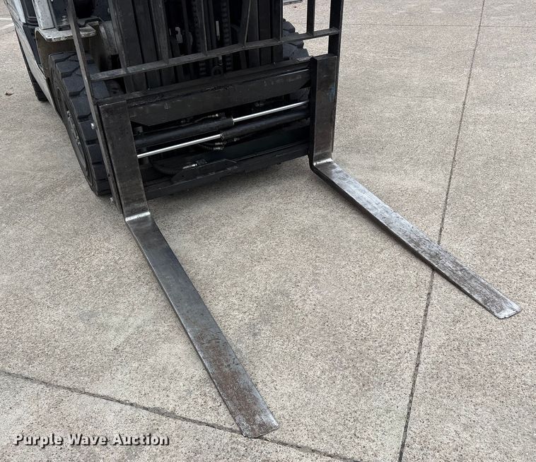 image for item ES8550 2017 UniCarriers PF50 forklift