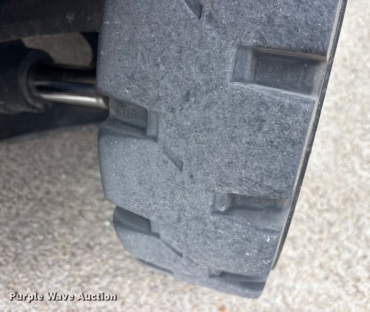 image for item ES8550 2017 UniCarriers PF50 forklift