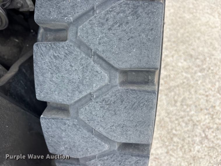 image for item ES8550 2017 UniCarriers PF50 forklift