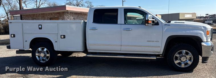 image for item ES8554 2018 GMC Sierra 2500HD Crew Cab utility bed pickup truck