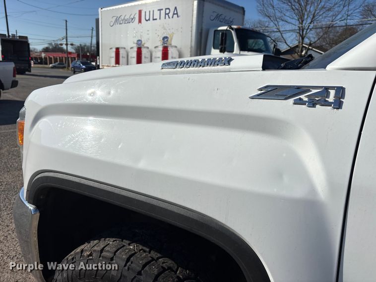 image for item ES8554 2018 GMC Sierra 2500HD Crew Cab utility bed pickup truck