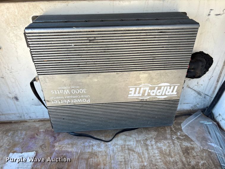 image for item ES8554 2018 GMC Sierra 2500HD Crew Cab utility bed pickup truck