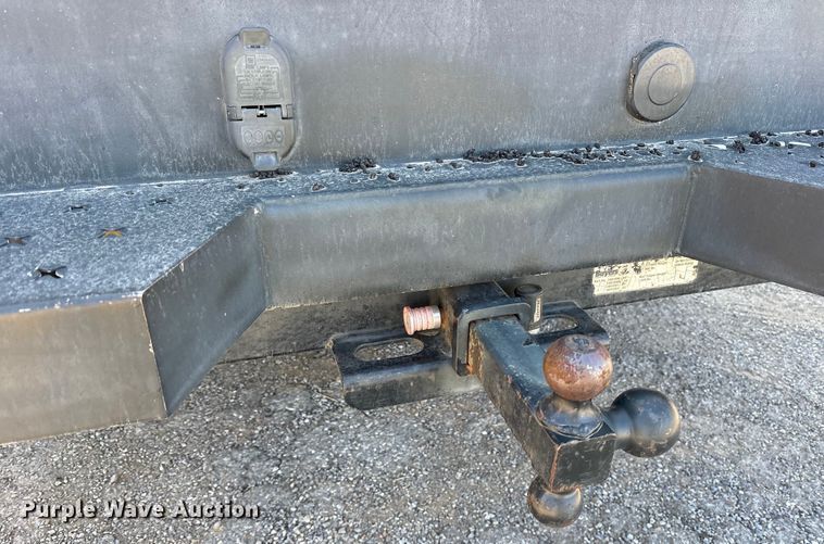 image for item ES8554 2018 GMC Sierra 2500HD Crew Cab utility bed pickup truck