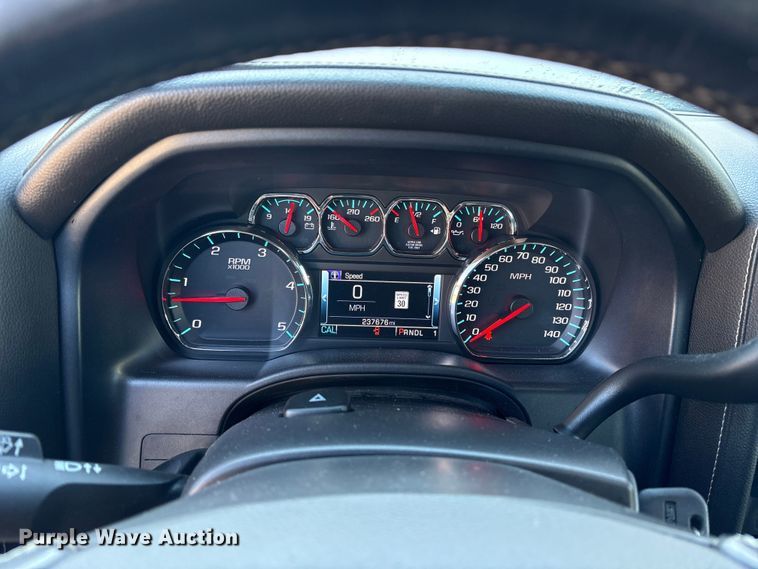 image for item ES8554 2018 GMC Sierra 2500HD Crew Cab utility bed pickup truck