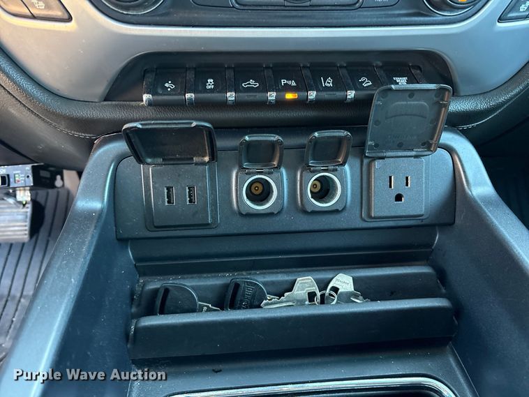 image for item ES8554 2018 GMC Sierra 2500HD Crew Cab utility bed pickup truck