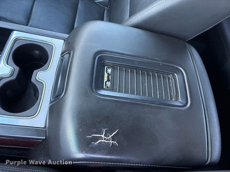 image for item ES8554 2018 GMC Sierra 2500HD Crew Cab utility bed pickup truck