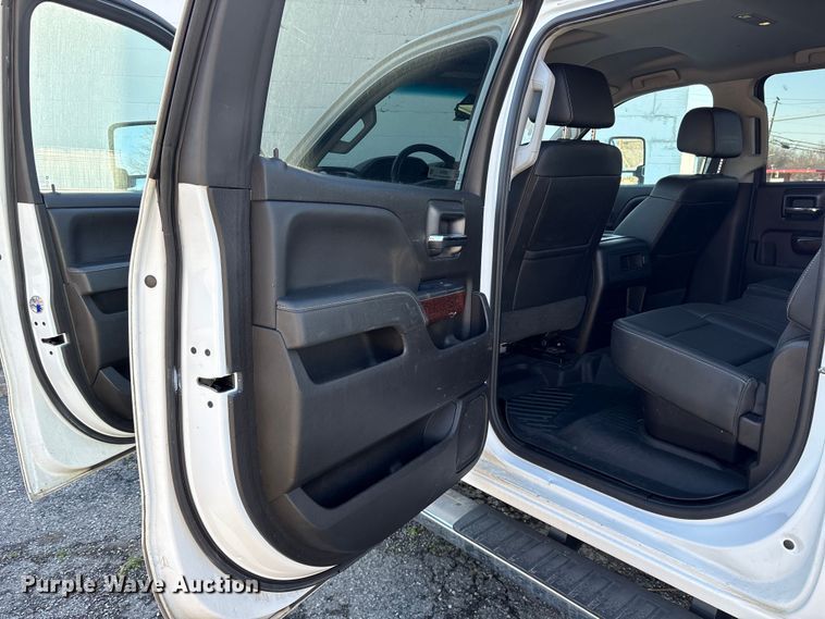 image for item ES8554 2018 GMC Sierra 2500HD Crew Cab utility bed pickup truck