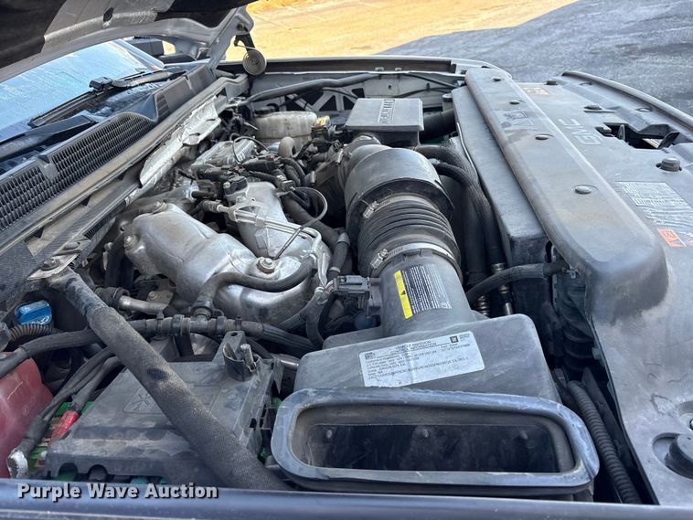 image for item ES8554 2018 GMC Sierra 2500HD Crew Cab utility bed pickup truck