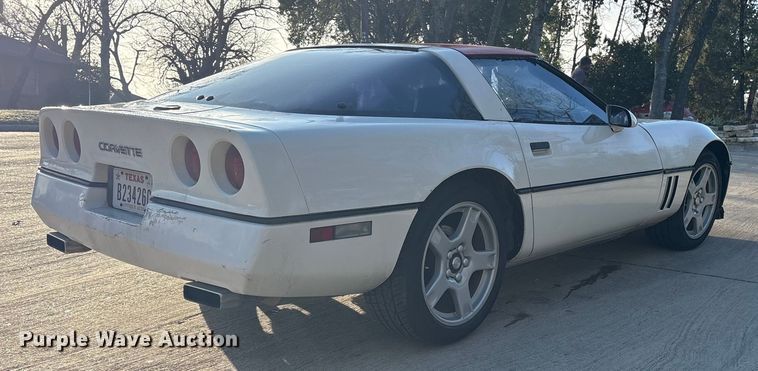 image for item ES8570 1985 Chevrolet Corvette 