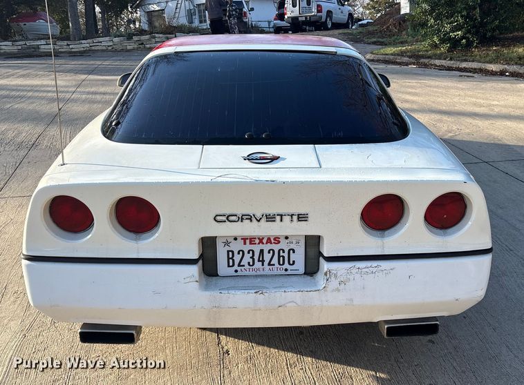 image for item ES8570 1985 Chevrolet Corvette 