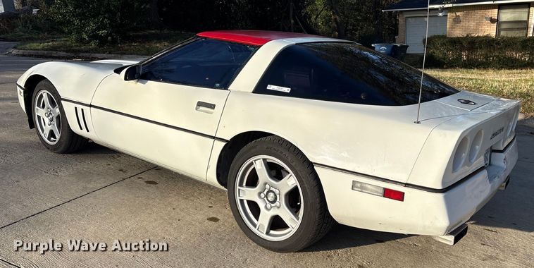image for item ES8570 1985 Chevrolet Corvette 