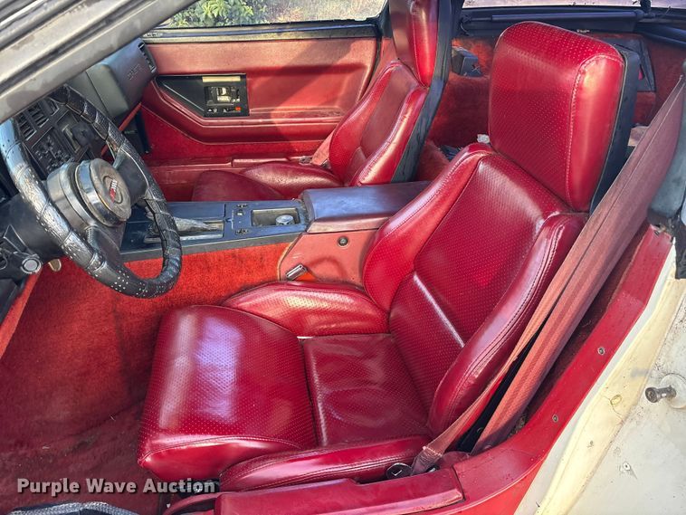 image for item ES8570 1985 Chevrolet Corvette 