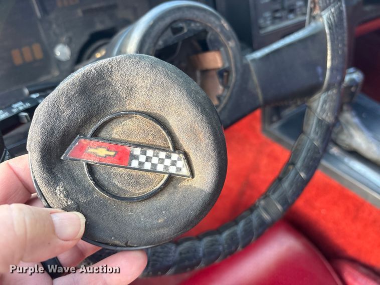 image for item ES8570 1985 Chevrolet Corvette 