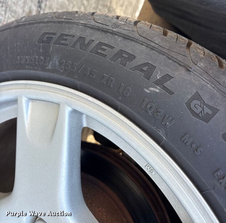 image for item ES8570 1985 Chevrolet Corvette 