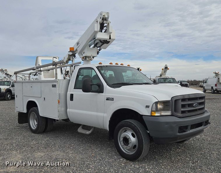 image for item ET1125 2002 Ford F450 Super Duty bucket truck