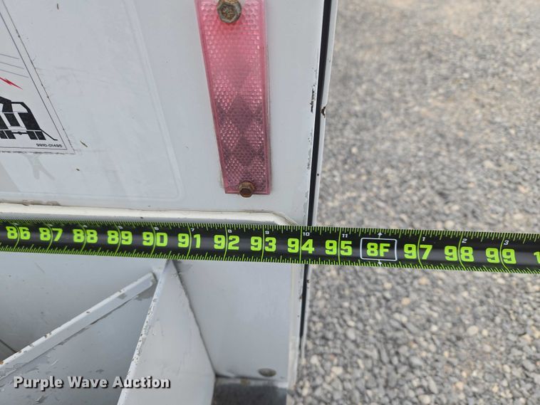 image for item ET1125 2002 Ford F450 Super Duty bucket truck