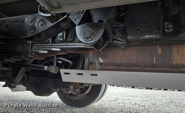 image for item ET1125 2002 Ford F450 Super Duty bucket truck