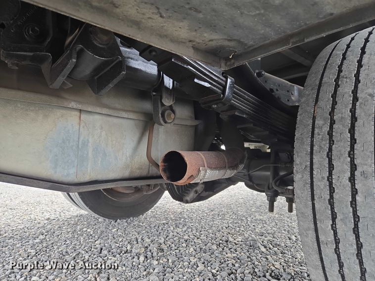 image for item ET1125 2002 Ford F450 Super Duty bucket truck