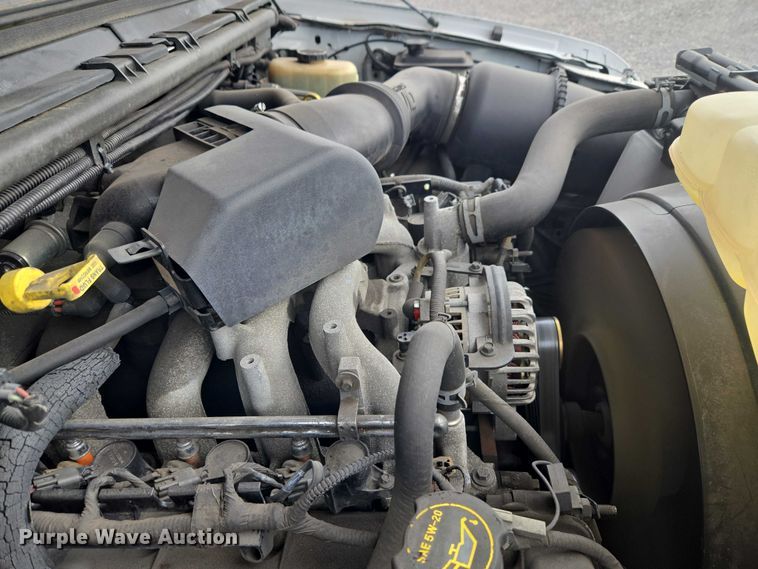 image for item ET1125 2002 Ford F450 Super Duty bucket truck