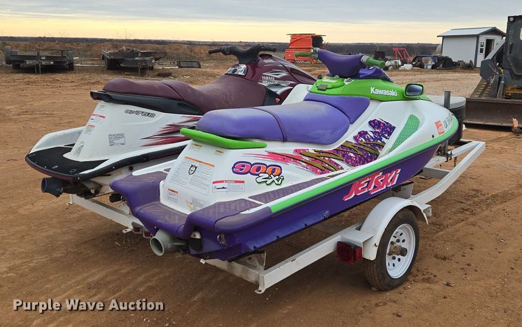 image for item ET1172 2000 YAMA GP760Y (2) personal watercrafts