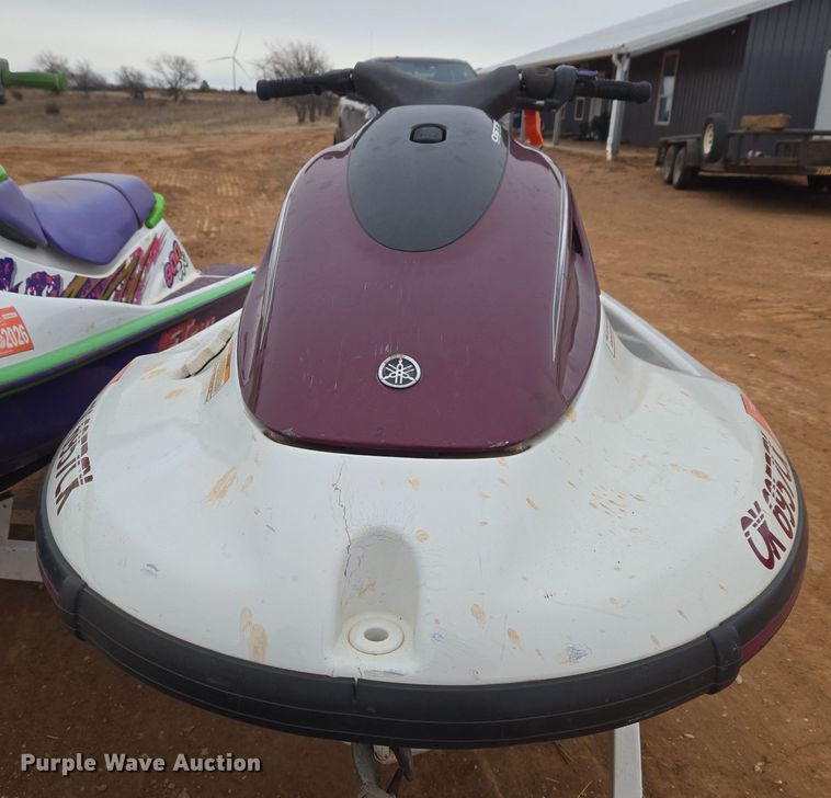 image for item ET1172 2000 YAMA GP760Y (2) personal watercrafts