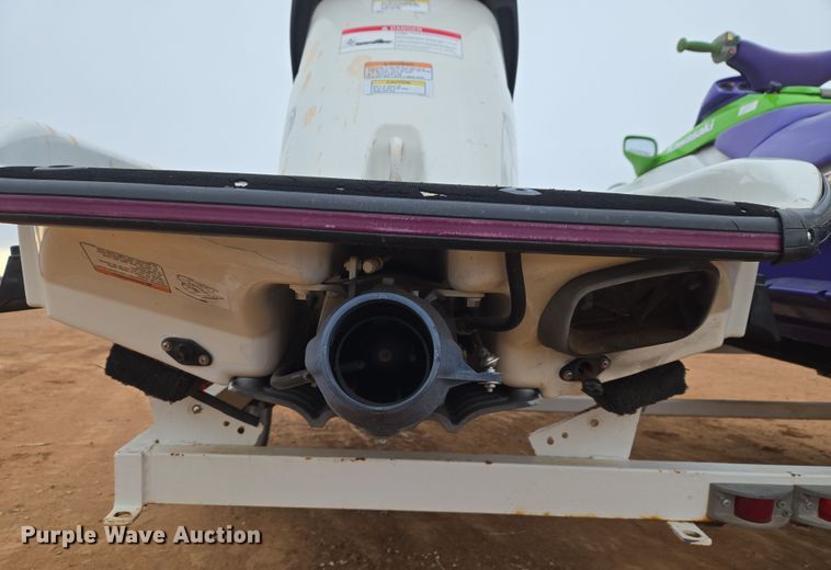 image for item ET1172 2000 YAMA GP760Y (2) personal watercrafts