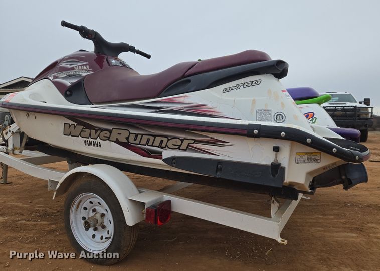 image for item ET1172 2000 YAMA GP760Y (2) personal watercrafts