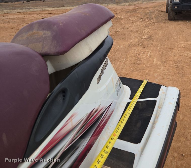 image for item ET1172 2000 YAMA GP760Y (2) personal watercrafts