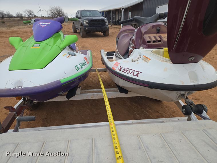 image for item ET1172 2000 YAMA GP760Y (2) personal watercrafts