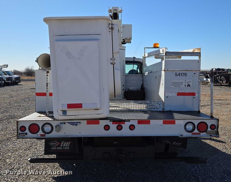 image for item ET1265 2008 Ford F450 bucket truck