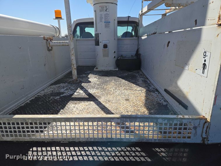 image for item ET1265 2008 Ford F450 bucket truck