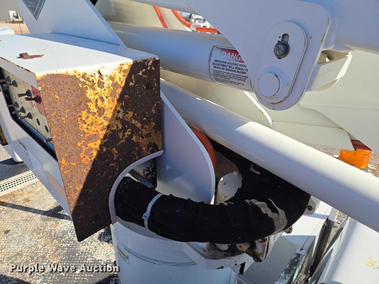 image for item ET1265 2008 Ford F450 bucket truck