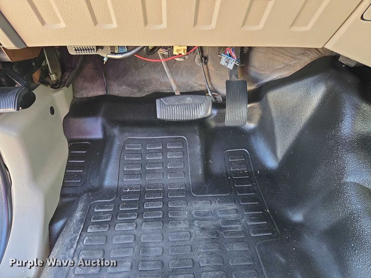 image for item ET1265 2008 Ford F450 bucket truck